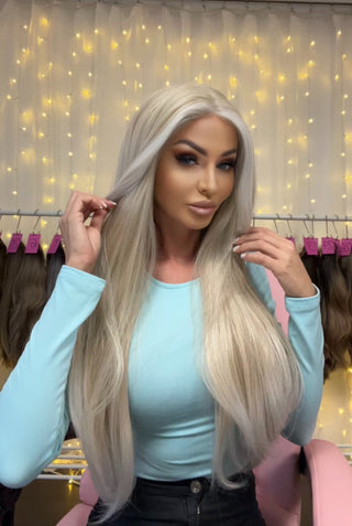 PERUCA DONATELLA CU DANTELA PREMIUM ( marimea S )