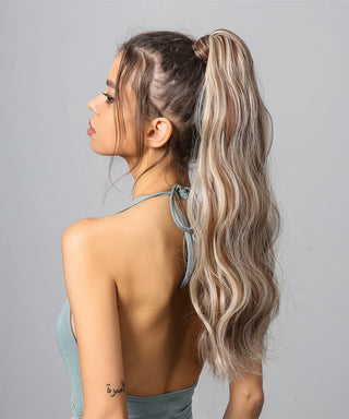 Coada Star Collection Balayage Saten Deschis - Blond Deschis spate ideală pentru un stil natural și rafinat